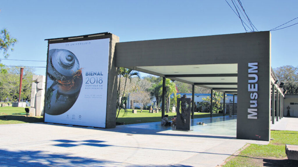 Turismo Cultural en Chaco: Arte y Tradición en Resistencia, la Ciudad de las Esculturas Turismo Cultural en Chaco: Arte y Tradición en Resistencia, la Ciudad de las Esculturas: Museum